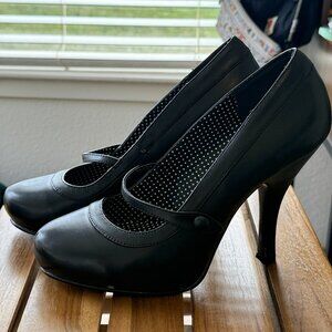 Pin Up Couture Cutie Pie Mary Jane Pump Heel